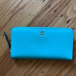 Kate Spade mint condition turquoise wallet